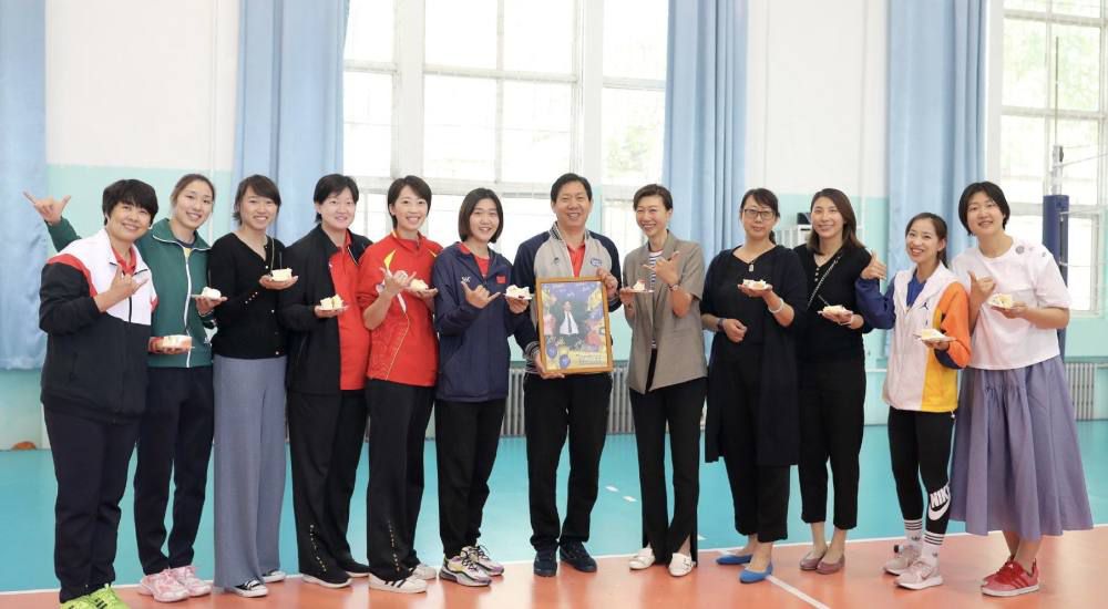 《亚利桑那共和报》：除了娜塔莎的任务之外，该片的剧情线也没有太多别的东西，但导演肖特兰没有吝惜动作戏